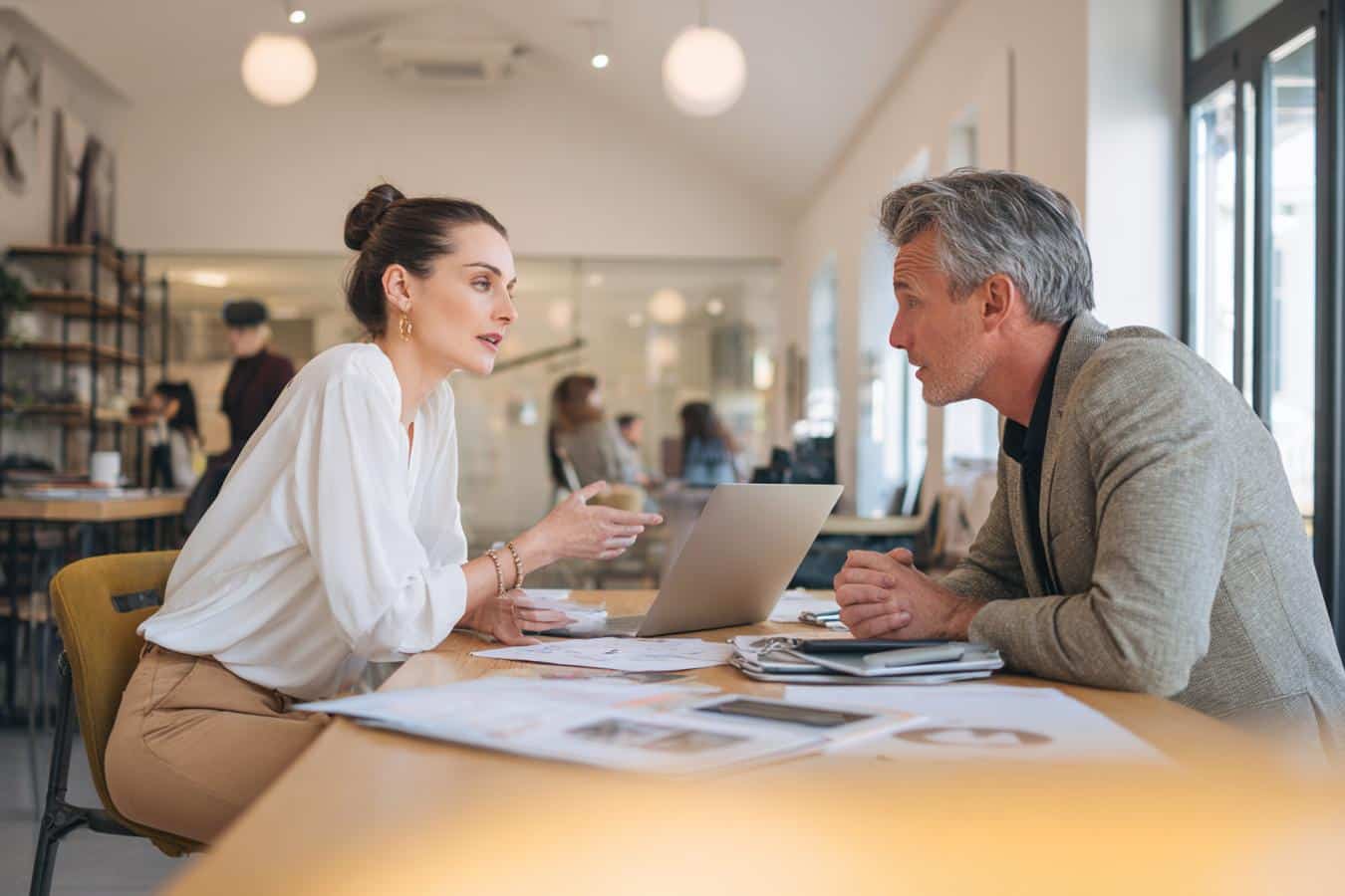 Quel slogan choisir pour une secrétaire indépendante qui veut se démarquer